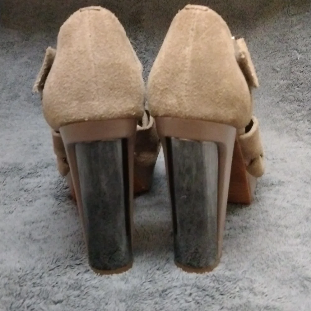 Calvin Klein suede platform shoe size 6.5